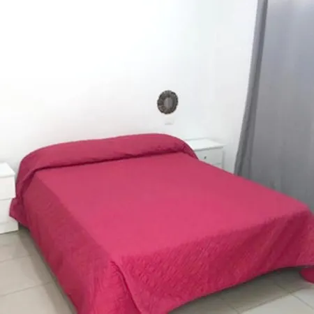 With One Bedroom In Los Cristianos With Wonderful Mountain View Shared Pool Balcony Lejlighed *